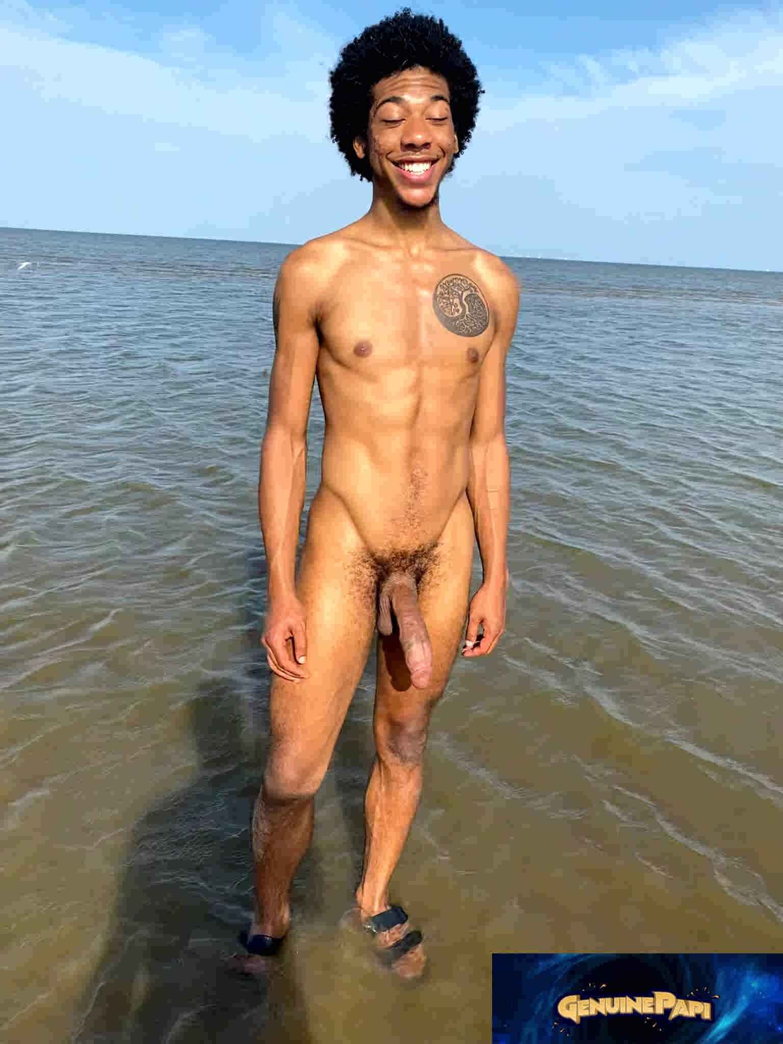 Mulato dotado desnudo en el pantano | Videos Gay Pajas Gay XXX Porno Gay  Juegos Gay Gratis Peliculas Gays